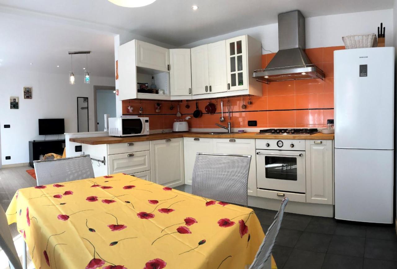 Ferienwohnung House Claudia By Holiday World Genua Exterior foto