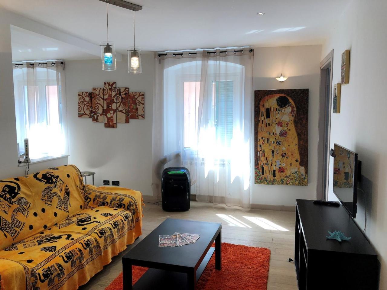 Ferienwohnung House Claudia By Holiday World Genua Exterior foto